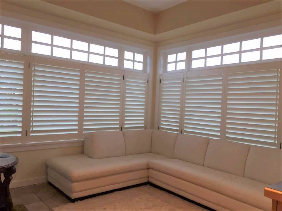 GALLERY, SHUTTERS